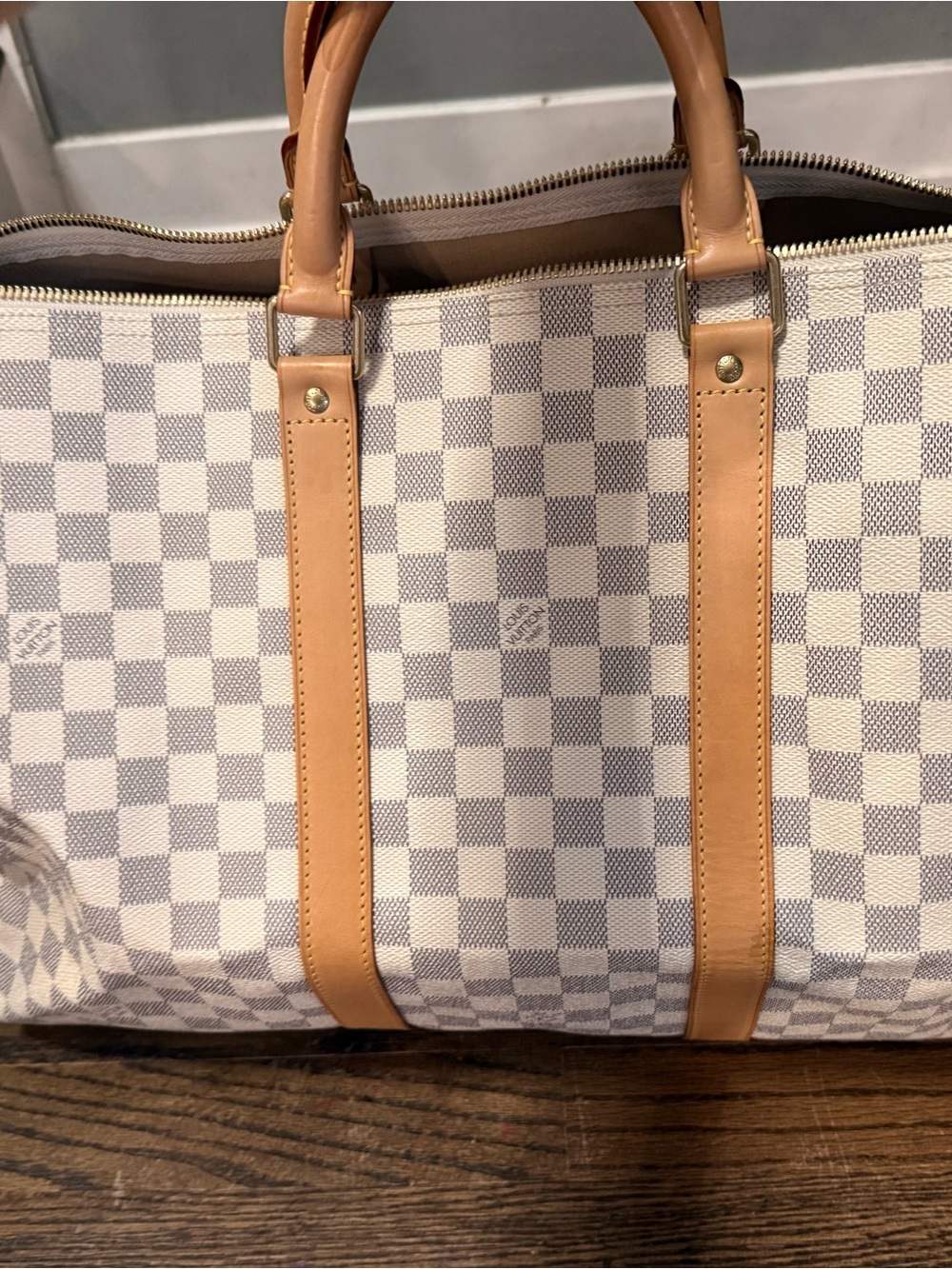 Louis Vuitton Damier Azur
Keepall 50..Authentic - Picture 10 of 12